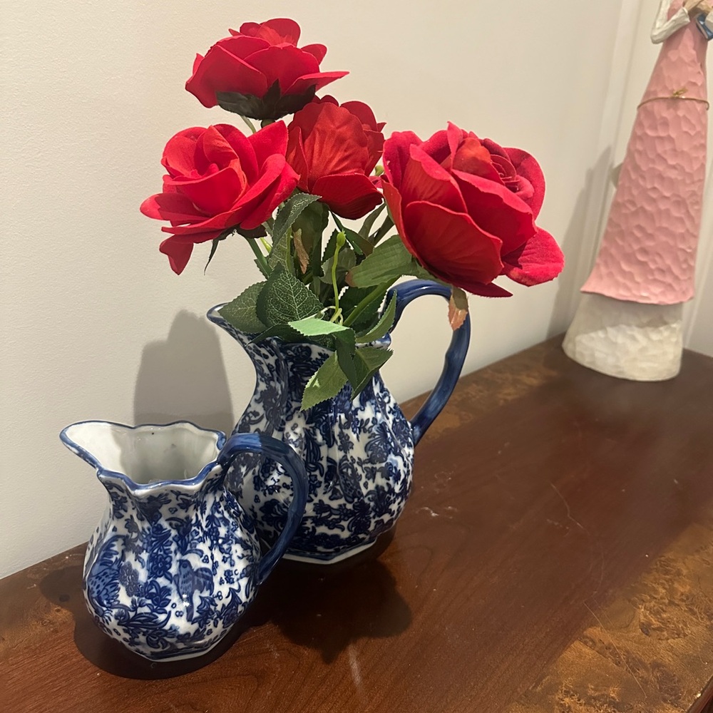 Blue and White Floral Pitcher Set with Red Roses